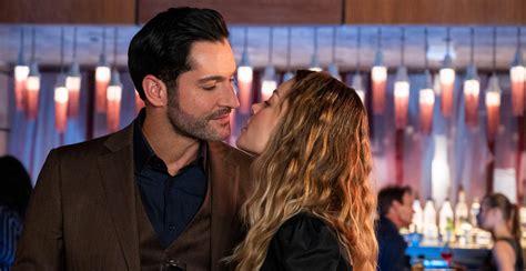 when will lucifer and chloe get together|does chloe ever believe lucifer.